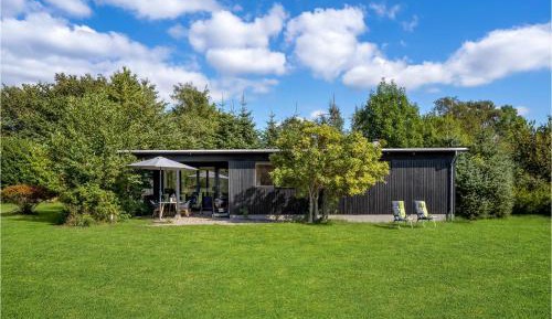 Three-Bedroom Vacation Home 