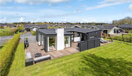 Four-Bedroom Vacation Home