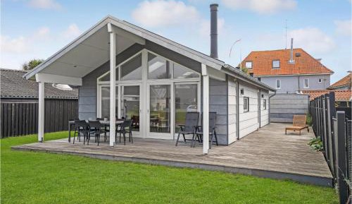 Two-Bedroom Holiday Home