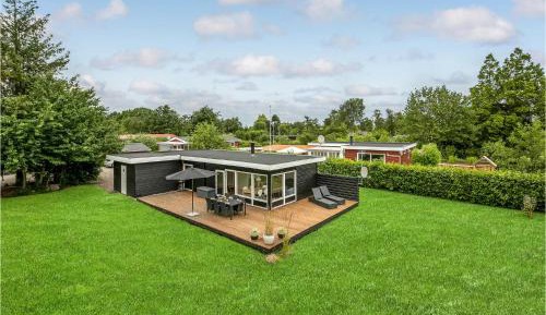 Three-Bedroom Vacation Home 
