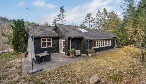 Three-Bedroom Vacation Home 