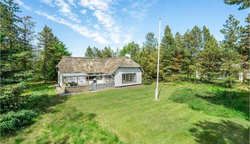 Three-Bedroom Vacation Home 
