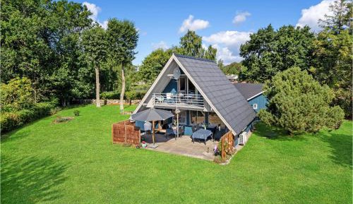 Three-Bedroom Vacation Home 