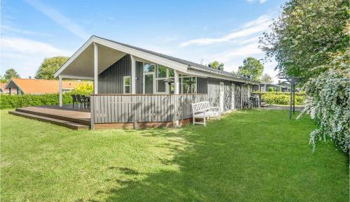 Five-Bedroom Holiday Home