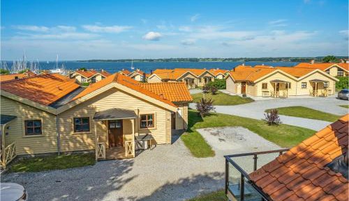 Three-Bedroom Vacation Home 