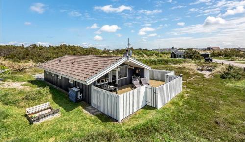 Three-Bedroom Vacation Home 