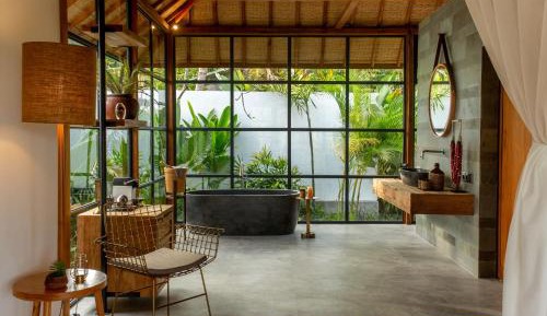 King Suite with Balcony
