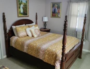 Queen Room