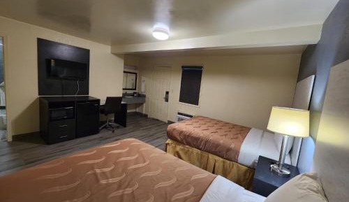 Standard Queen Room with Two Queen Beds
