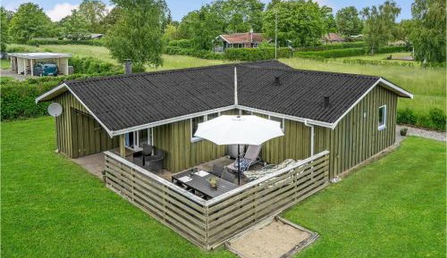 Three-Bedroom Vacation Home 