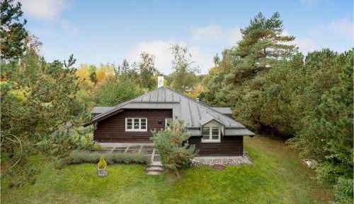 Three-Bedroom Vacation Home 