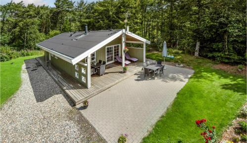 Three-Bedroom Vacation Home 