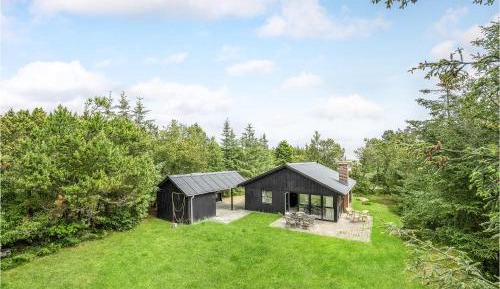 Three-Bedroom Vacation Home 