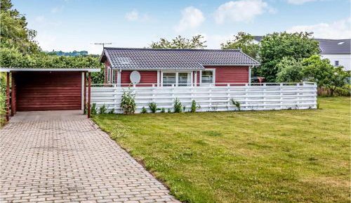 Three-Bedroom Vacation Home 