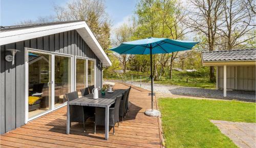 Three-Bedroom Vacation Home 