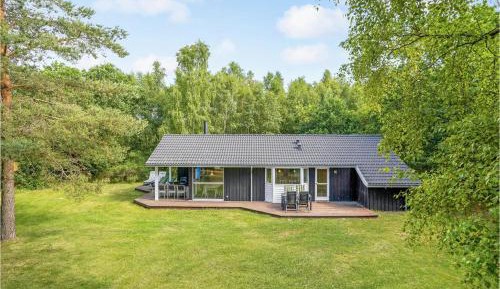 Three-Bedroom Vacation Home 