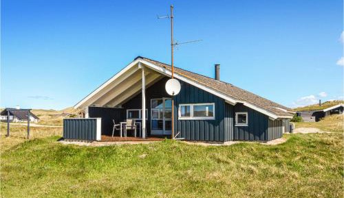 Three-Bedroom Vacation Home 
