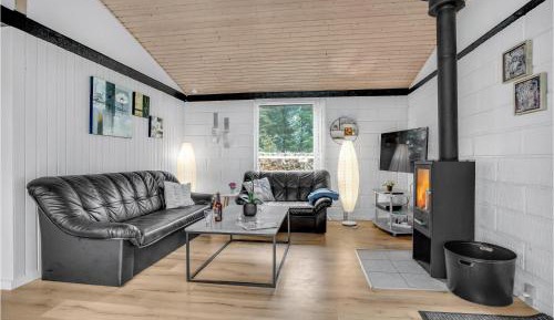 Three-Bedroom Vacation Home 