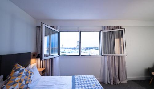 Standard Double Room with Two Double Beds and City View
