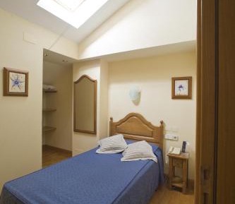 Small Single Room