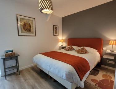 Deluxe Double Room with Shower