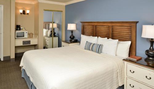 Standard King Room