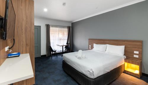 Executive Queen Room