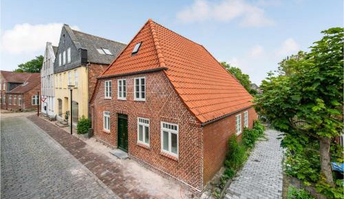 Three-Bedroom Vacation Home 