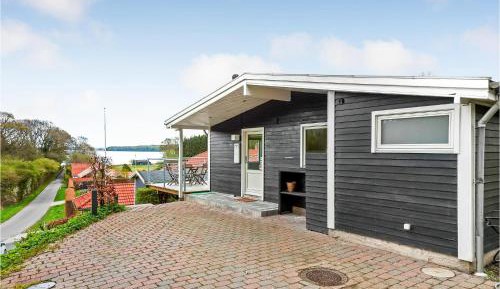 Three-Bedroom Vacation Home 