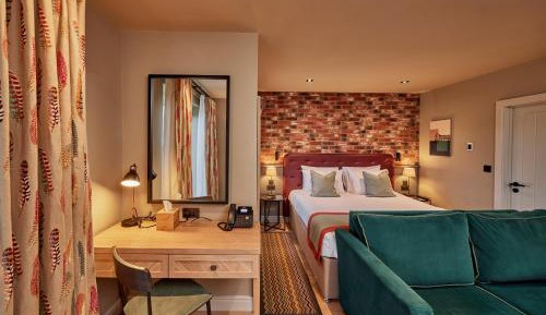 King Room with Lake View