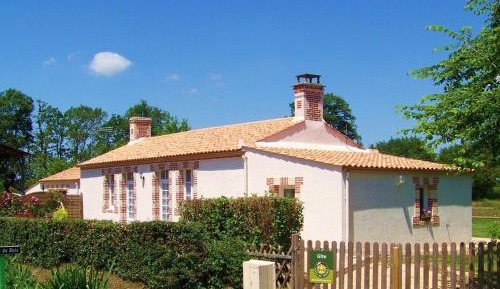 Holiday Home (6 Adults)