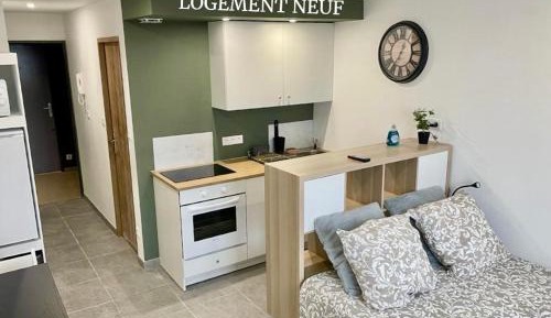 Studio Apartment with Sea View