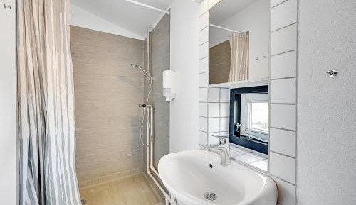 Quadruple Room with Private Bathroom