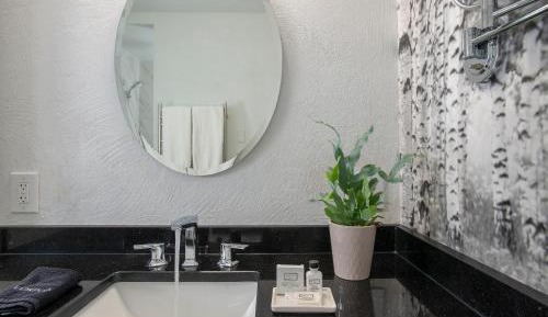 King Room with Lake View