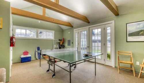 Three-Bedroom Vacation Home 