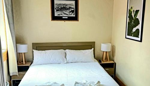 Triple Room with Shared Bathroom