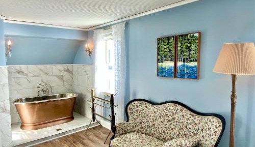 Queen Room with Sea View