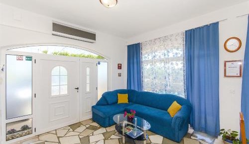 One-Bedroom Vacation Home