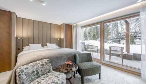 Double Room with Mountain View