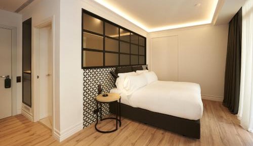 Grand Deluxe Double or Twin Room