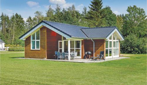 Three-Bedroom Vacation Home 
