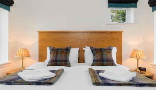 Two Bedroom Lodge (Sleeps 4)