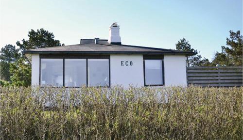 Three-Bedroom Vacation Home 