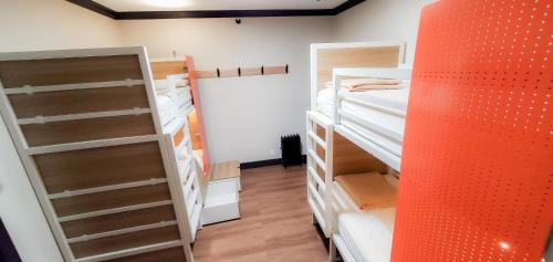 Bed in 4-Bed Mixed Dormitory Room - Private Bathroom