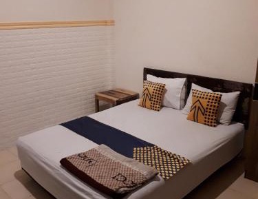 Standard King Room