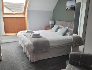 Double or Twin Room with Shower