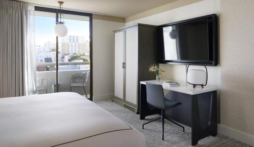 King Room with Balcony