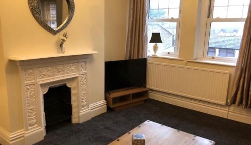 Apartment with Shower