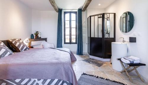 Queen Room with Garden View