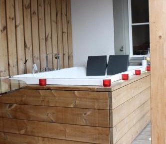 Junior Suite with Spa Bath and Terrace